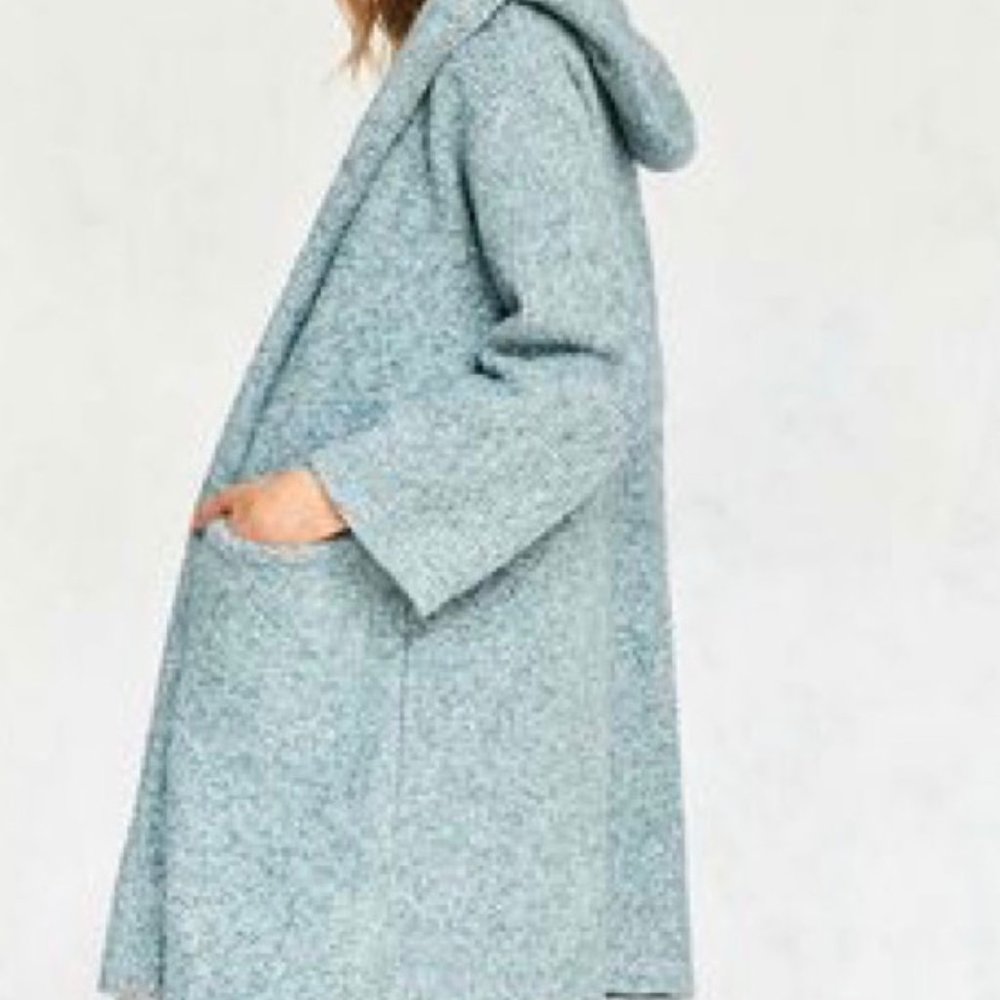 Hooded Open Cardigan/Coat in Blue Sweater-Knit